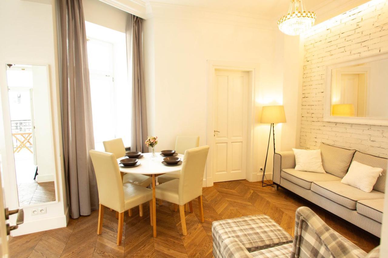 City Center - Golden Apartments - Dobr11A Varsavia Esterno foto